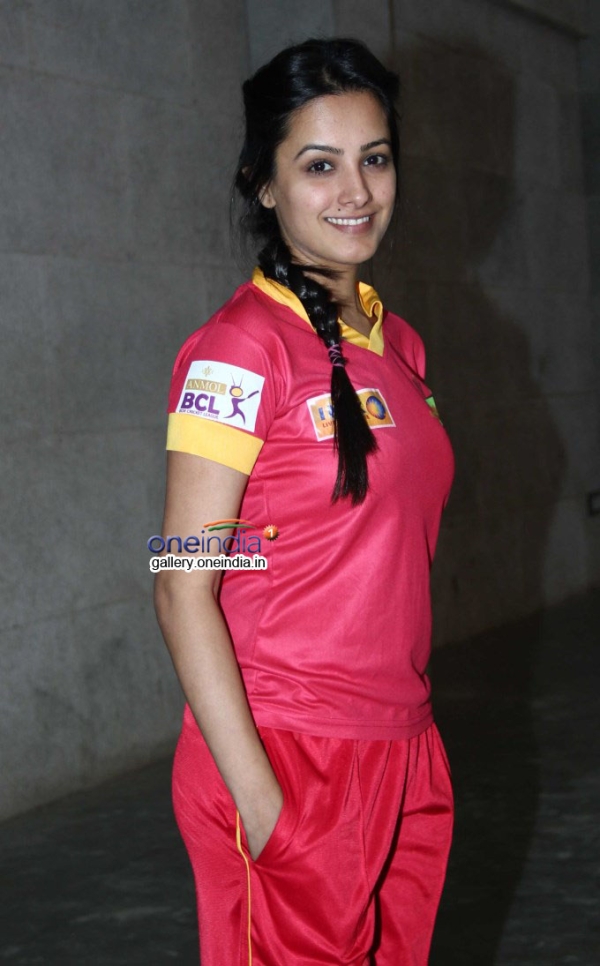 ghaint-punjabis-vs-babu-moshayes_1396939