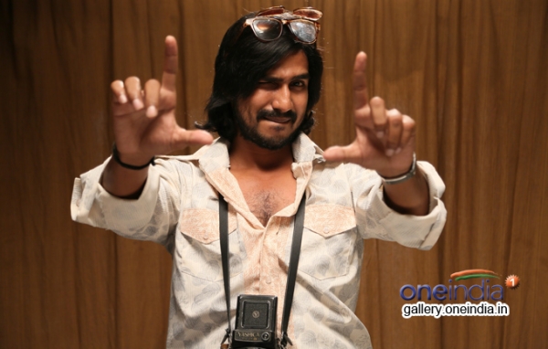 still from Mundaasupatti