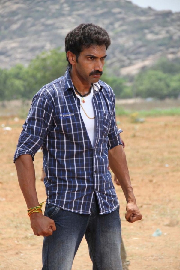 taraka-ratna-still-from-kakateeyudu-movi