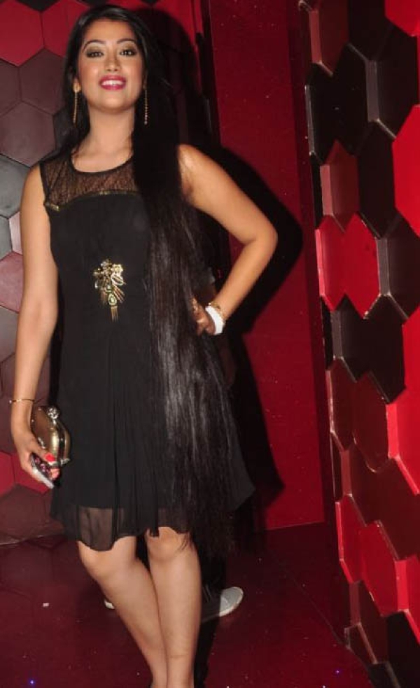 Digangana Suryavanshi desktop Wallpapers