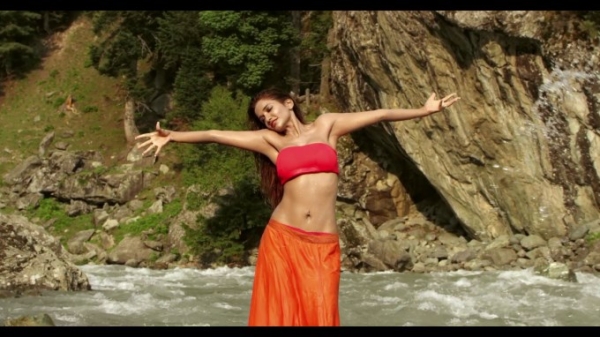 anaika-soti-still-from-satya-2-film_137402847512.jpg