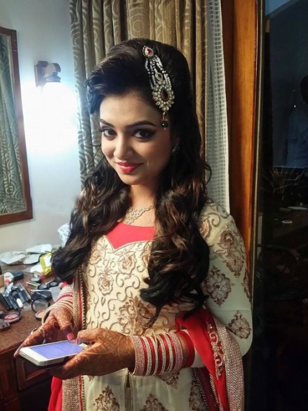 Photos : Nazriya Nazim's Mehndi Ceremony (Mailanchi 