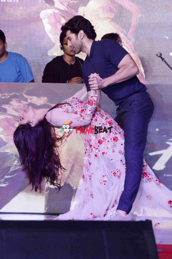 Aditya Roy Kapoor & Katrina Kaif at Promotion Of Movie Fitoor At Mithibai College